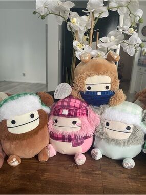 Squishmallows Winter Plaid Pink & Brown Plush Bundle